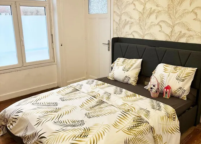 Cosy De 55 M2, Elegant Et Renove Et Parking Prive Sur Apartment *